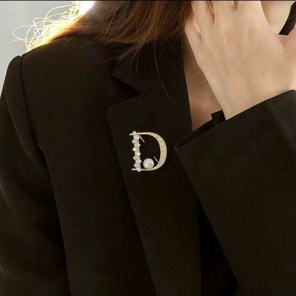 Dior Style Brooch - Picture 6 of 6